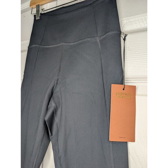 Girlfriend Collective Compressive High-Rise 7/8 Leggings Black - Picture 7 of 8